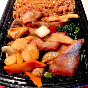 More Roast Pork? Yep. With mixed veggies and brown sauce this time, average to similar dishes you&apos;ll find around town.