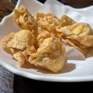 Cream cheese wontons