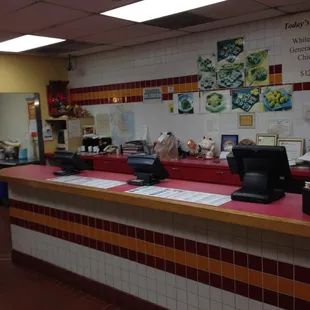 They have a few 2 person tables, but this is primarily a grab and go joint.