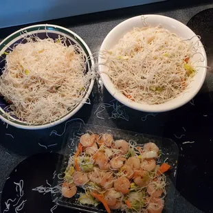 Shrimp Mai fun too much noodle to shrimp, no sauce,