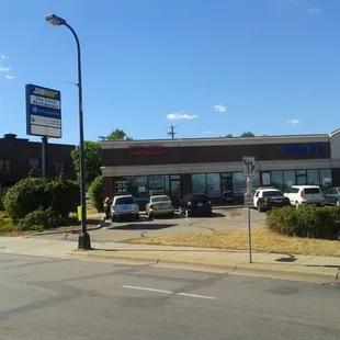 the outside of the restaurant