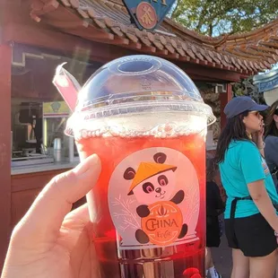 Hubiscus tea with blueberry pearls