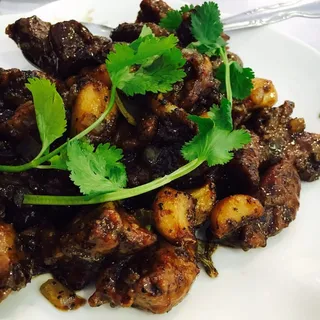 Spicy Beef with Garlic Black Pepper Sauce