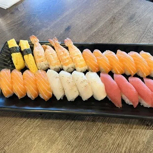 1 Piece Tamago, Shrimp Nigiri, Salmon Nigiri, Escolar (2pc), Tuna Nigiri