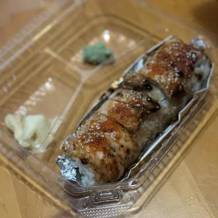 IG:eatswithnc Lion Joy King Roll to-go