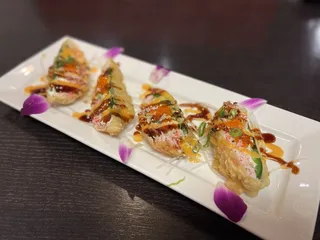 Akizu Sushi Bar & Grill