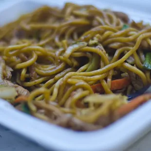 Chicken Lo Mein