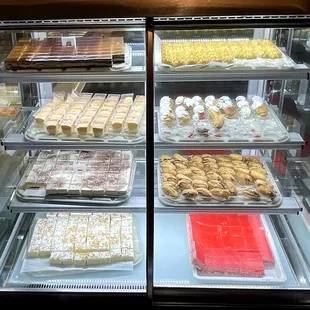 Dessert Case
