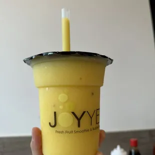 Mango pineapple fruit smoothie