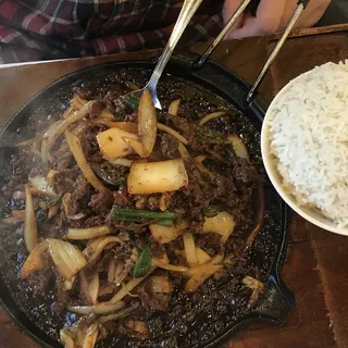 Korean Kimchi Beef Hot Plate