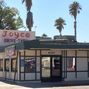 &quot;Joyce Burgers&quot;, on Mission Blvd In Rubidoux.
