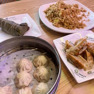 Shanghai Steamed Bun(Xiao long bao)