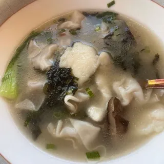 Seafood Soup Wonton