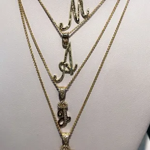 Initials letters in stock 
Variety chains and length 
All nuggets styles and sizes