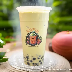 Green Thai Milk Tea with Tapioca Pearl