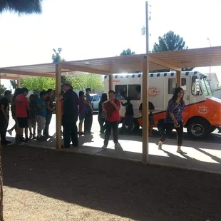 A trail of happy people!