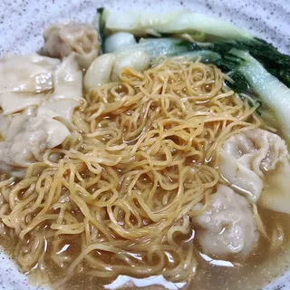 Noodle in Soup with Wonton
