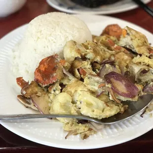 Crab omelet over rice