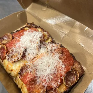 Pepperoni pizza