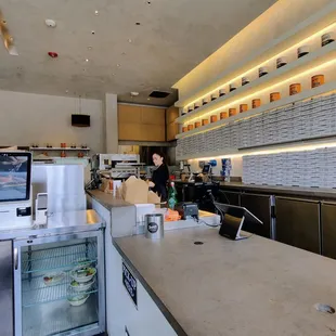 sushi and sashimi, interior