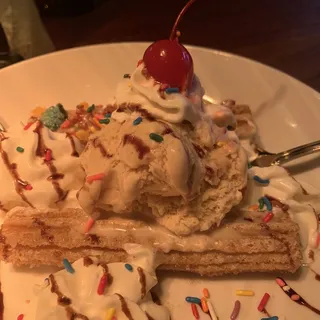 Churro Sundae