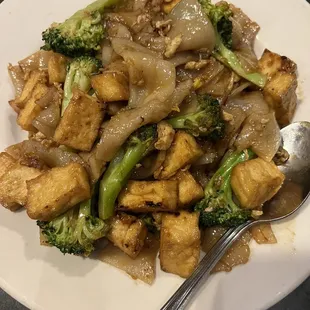 Pad See Eiw with tofu