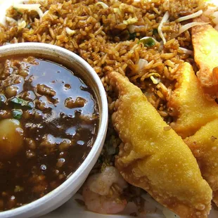 (zoomed in) Combo #34 - shrimp fried rice, lobster sauce (in a separate container), and crab rangoon