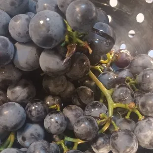 Concord grapes.