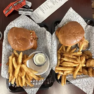 JP&apos;s Chicken Sandwich Combo
