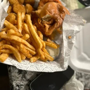 JP&apos;s Chicken Sandwich Combo