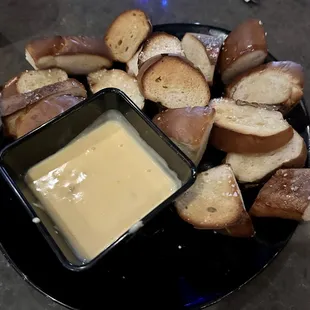 Pretzel Bites