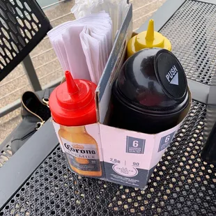 Condiment caddy