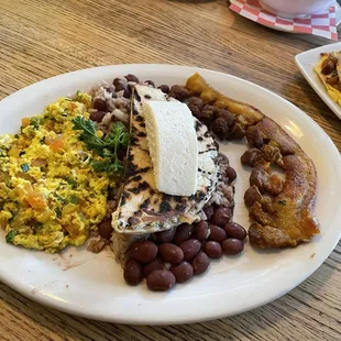 Calentdo (Traditional Colombian breakfast)