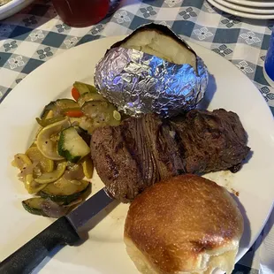 Filet w/vegetables