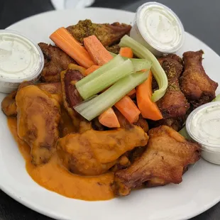 Parmesan / Mango Habanero wings IG: @itstodinefor