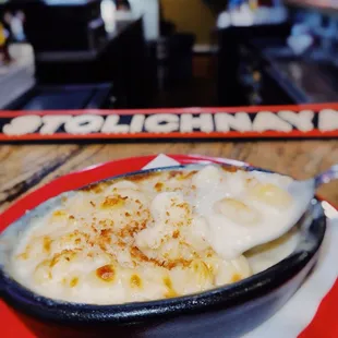 a bowl of macaroni and cheese