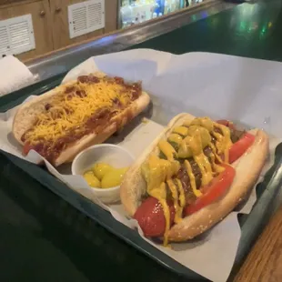 Chili dog chicago dog $6 bucks and burger cheeseburger  special $10 bucks with a cold draft !!!