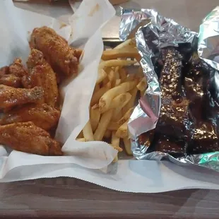 Wings + ribs combo