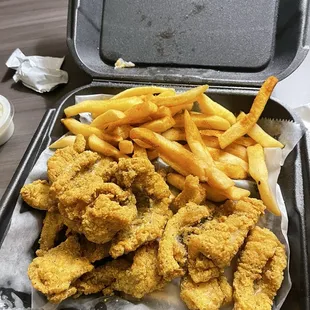 Catfish Nuggets Dinner