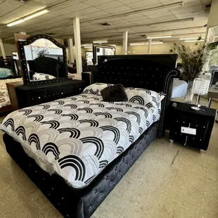 Queen Size Velvet Bed