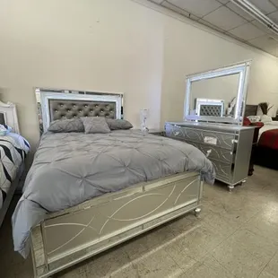 Queen bedroom set with lighting on headboard and mirror