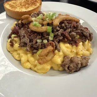 Steak and Bacon Mac n Cheese Bowl