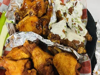 Just Winging It At Cain’s