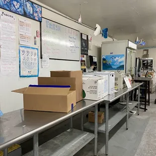 Orders looked like they were prepared for customers to pick up on arrival.