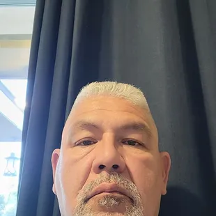 Just got my hair done today from the best barber at Jroyals Ruben, the best flat top awesome job. Great price on time.