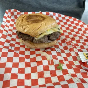 Classic Cheese Burger