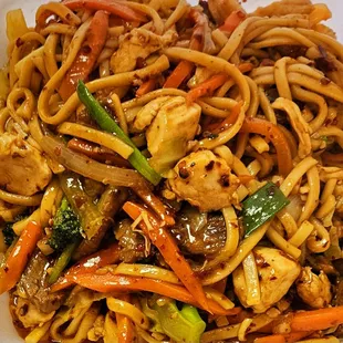 Combination Lo-Mein!