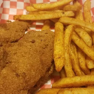 Fish and cajun fries