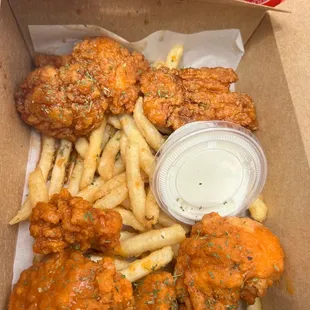 Mild wings w fries