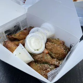 Classic Wings with 2 Flavors